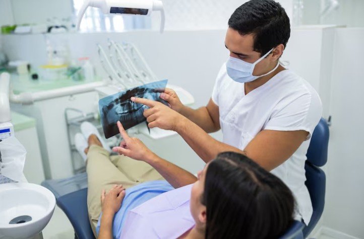 Best Implantologist in Meerut